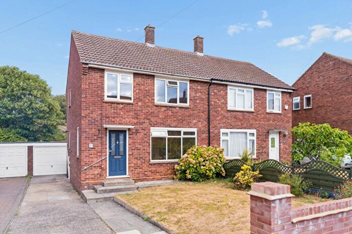 3 Bedroom Semi Detached House For Sale In Turpins Way, Baldock, SG7
