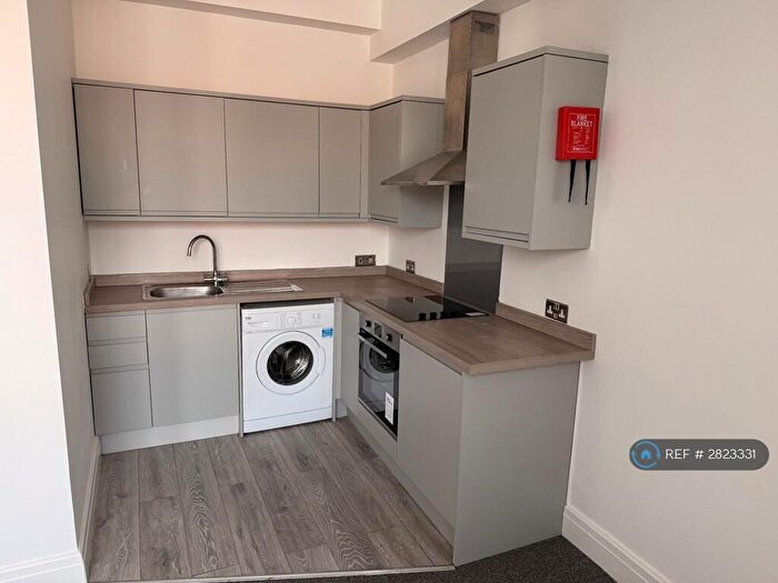 1 Bedroom Flat To Rent In Mynd House, Gloucester, GL1