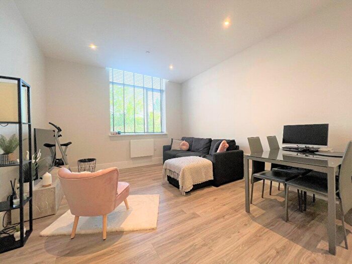 1 Bedroom Flat To Rent In Field End Road, Eastcote, Hillingdon, HA4