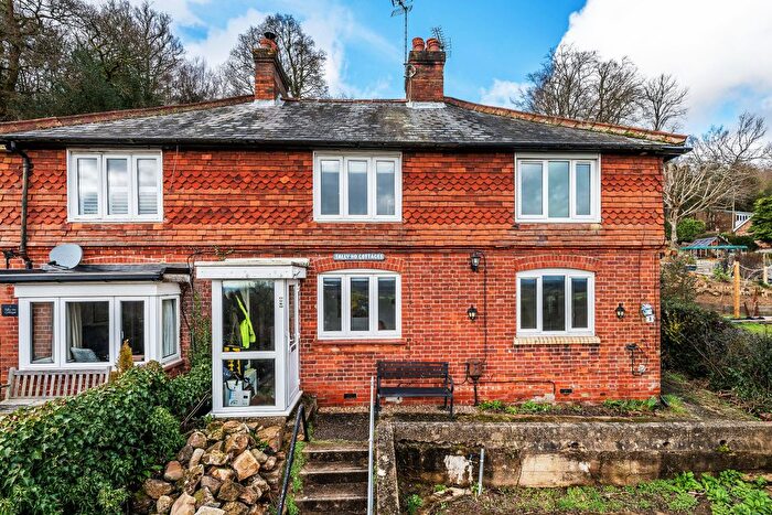 1 Bedroom Terraced House For Sale In Toys Hill, Westerham, Kent, TN16