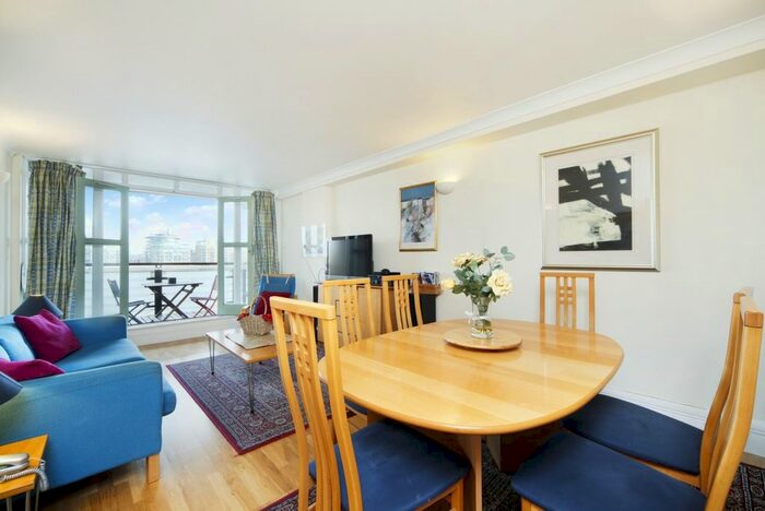 2 Bedroom Flat To Rent In Riverview Heights, London, SE16