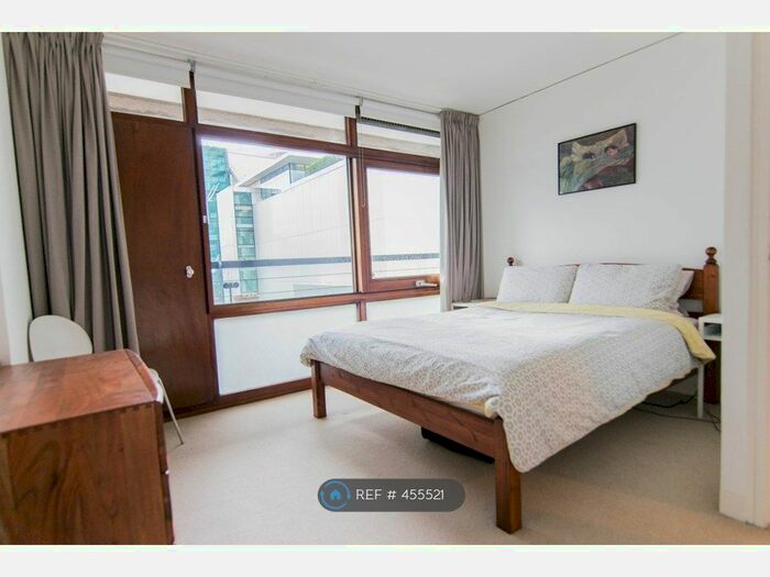 2 Bedroom Flat To Rent In Speed House, London, EC2Y