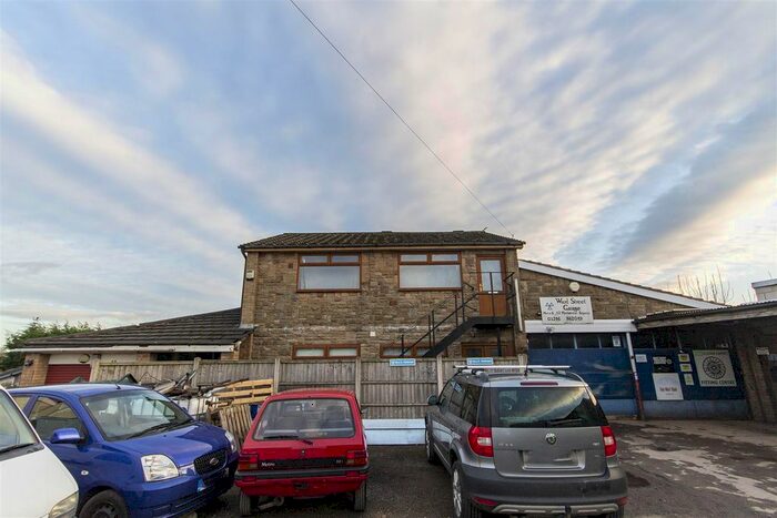 1 Bedroom Semi Detached House For Sale In Ward Street, New Tupton, Chesterfield, S42