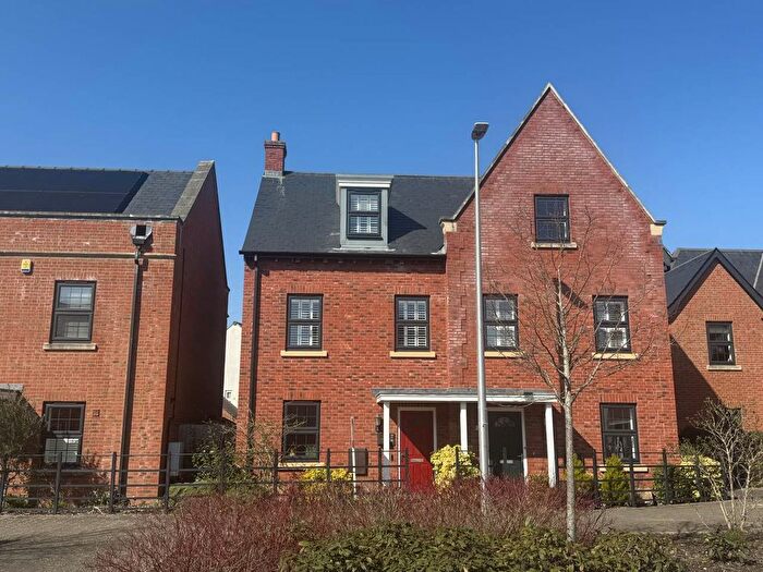 3 Bedroom Semi-Detached House To Rent In Dart Avenue, Exeter, EX2