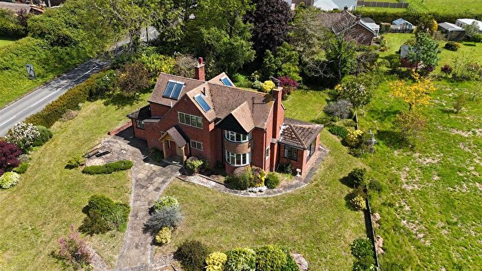 3 Bedroom Detached House For Sale In Broom Hill, Huntley, GL19