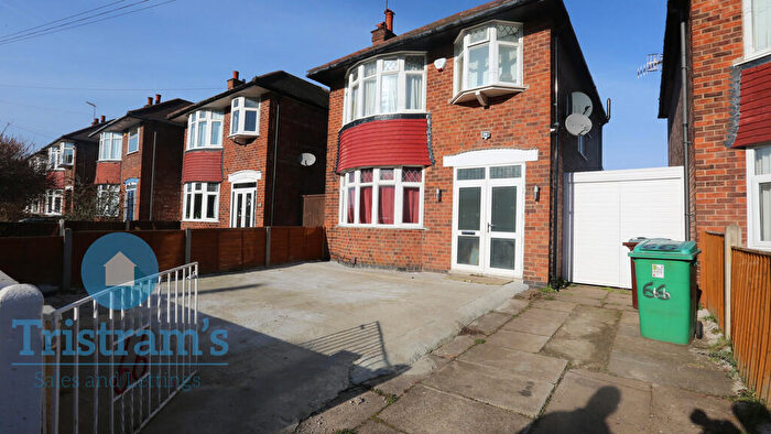 3 Bedroom Detached House To Rent In Ranelagh Grove, Wollaton, NG8