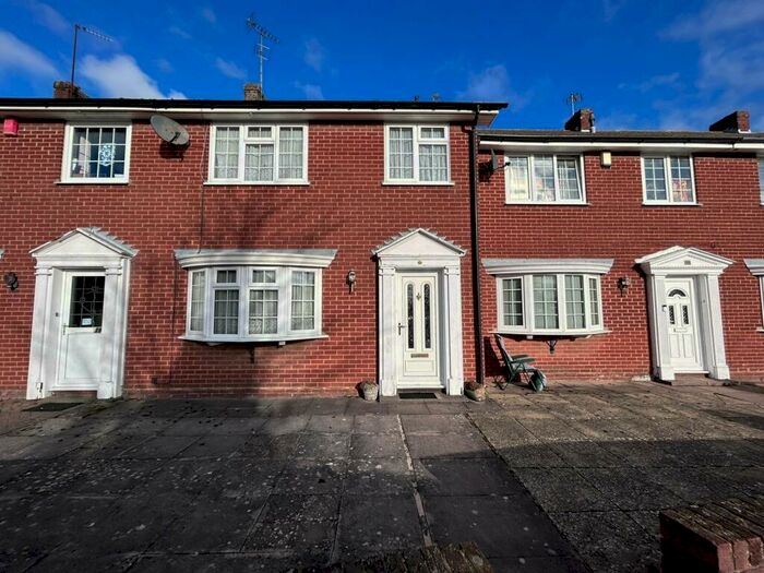 3 Bedroom Terraced House To Rent In Bletchley, MK2