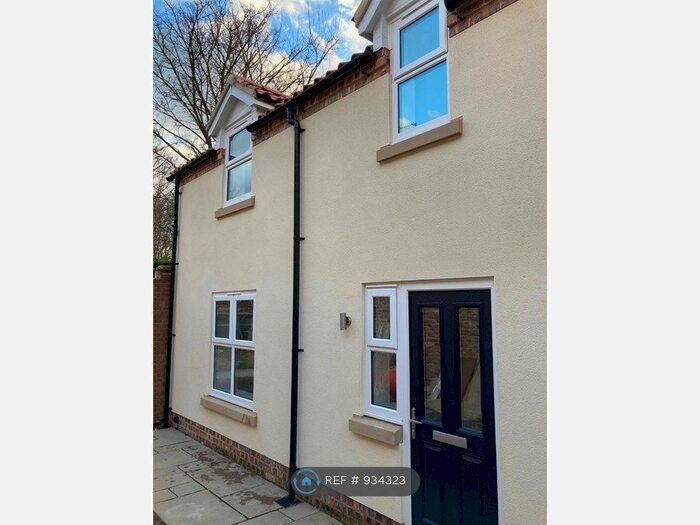 2 Bedroom Terraced House To Rent In High Street, Stokesley, Middlesbrough TS9