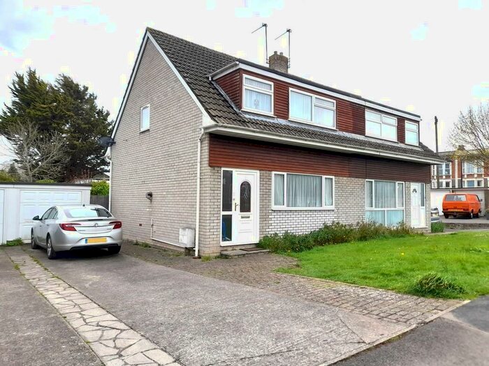 3 Bedroom Semi-Detached House To Rent In Cherry Grove, Yatton, BS49