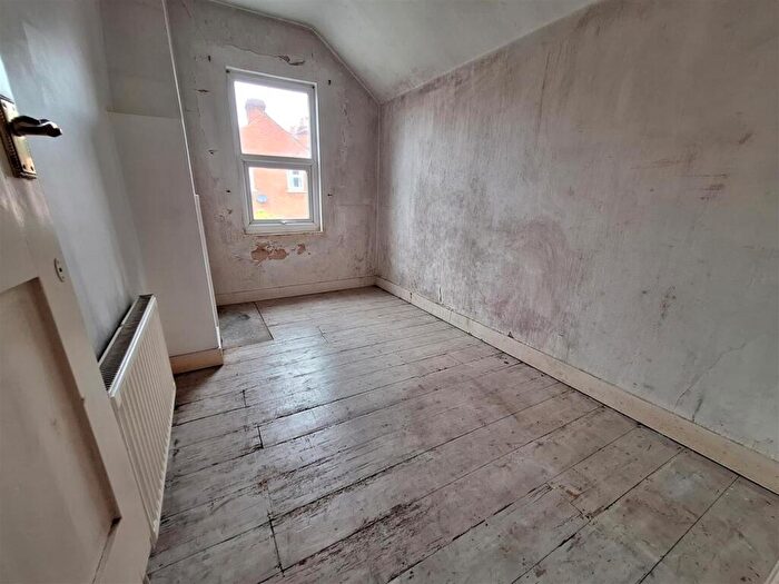 3 Bedroom Terraced House For Sale In Swansea Road, Reading, RG1