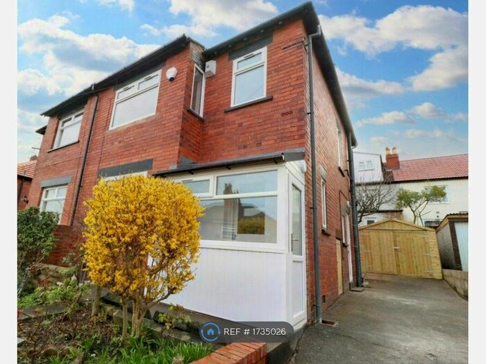 3 Bedroom Semi-Detached House To Rent In Armley, Leeds, LS12