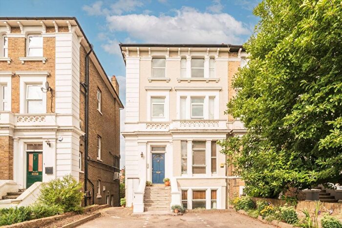 2 Bedroom Flat To Rent In Argyle Road, West Ealing, W13