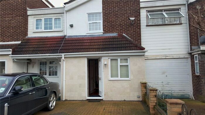 4 Bedroom Terraced House To Rent In Hazelmere Close, Northolt, UB5