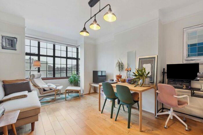 1 Bedroom Flat To Rent In Harleyford Road, London, SE11