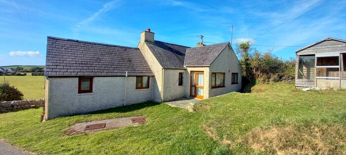 2 Bedroom Cottage For Sale In Llanfwrog, Caergybi, Llanfwrog, Holyhead, LL65