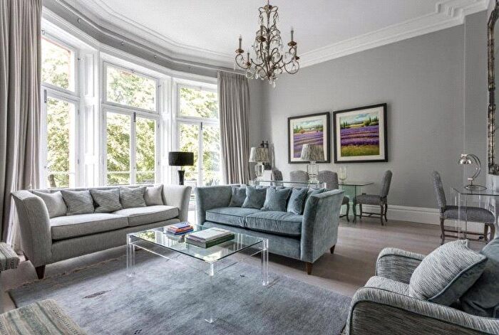 2 Bedroom Flat To Rent In Gledhow Gardens, London, SW5