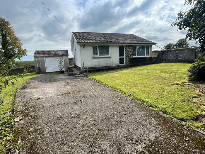 3 Bedroom Bungalow For Sale In Lower Menadue, Luxulyan, Bodmin, PL30
