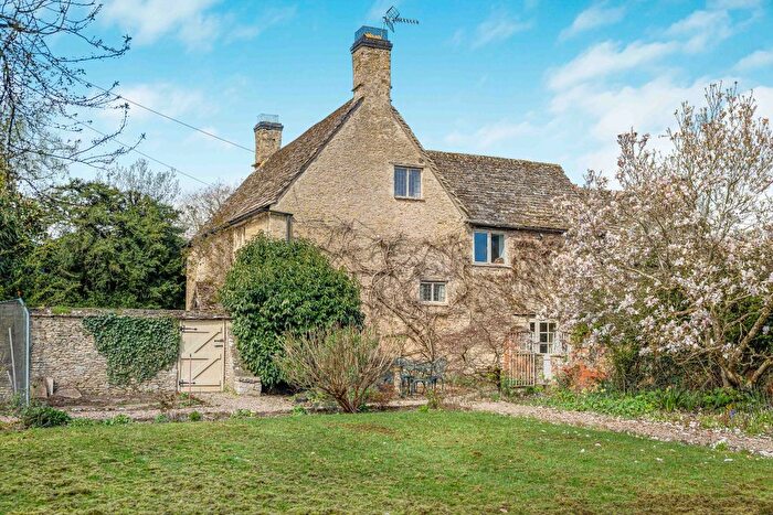 5 Bedroom Detached House For Sale In Downington, Lechlade, Gloucestershire, GL7