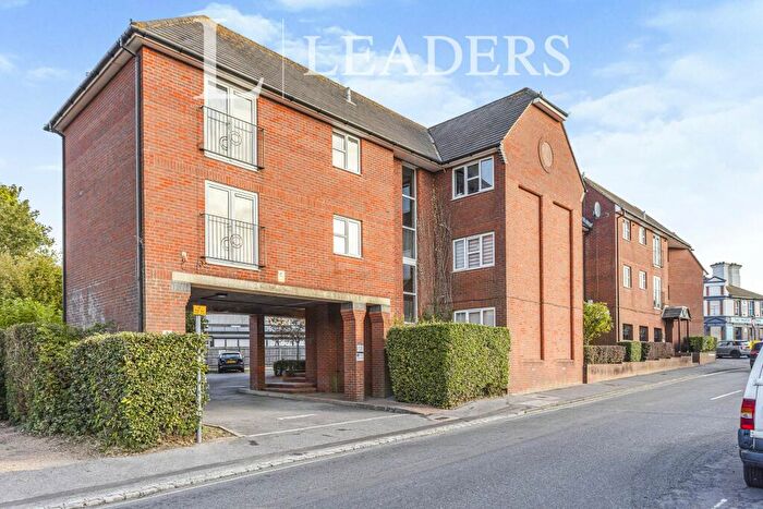 1 Bedroom Apartment To Rent In Sussex Court, Ashenground Road, RH16