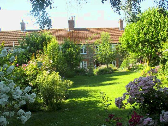 3 Bedroom Terraced House For Sale In Rimpton, Yeovil, Somerset, BA22