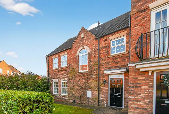 3 Bedroom Terraced House For Sale In Armstrong Way, York, YO30