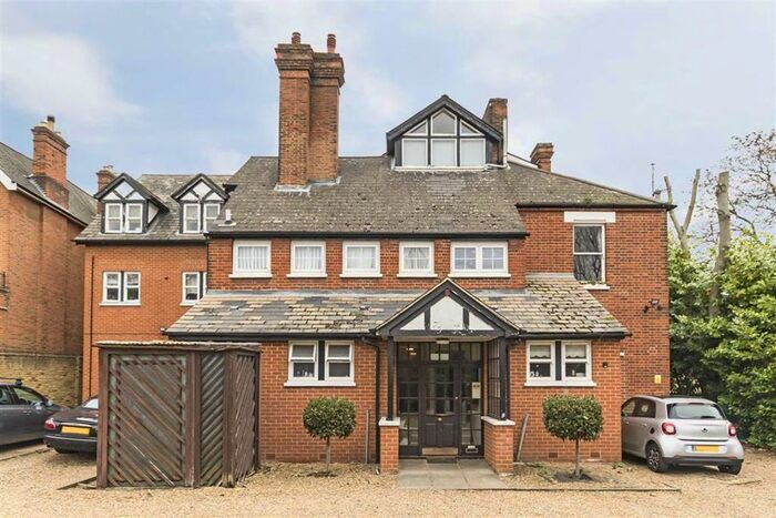 1 Bedroom Flat To Rent In Kew Road, Kew, Richmond, TW9