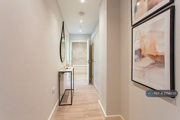 2 Bedroom Flat To Rent In Richmond House, Bournemouth, BH2