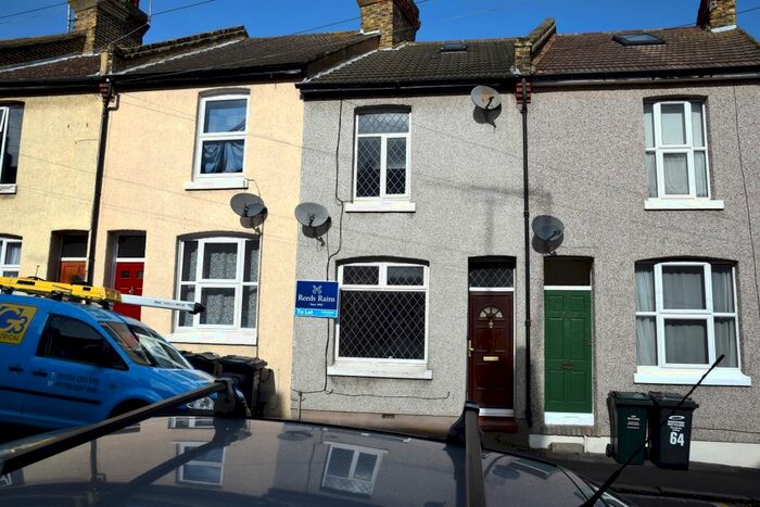 3 Bedroom Terraced House To Rent In Gordon Road, Dartford, DA1