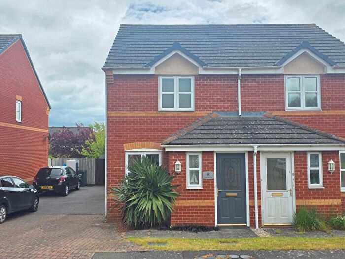 2 Bedroom Semi-Detached House For Sale In Clydesdale Close, Melton Mowbray, LE13