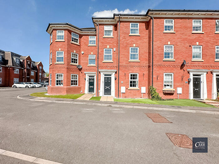 4 Bedroom Semi-Detached House For Sale In Grange Drive, Streetly, Sutton Coldfield, B74