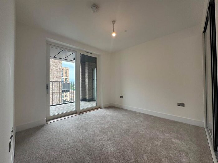 1 Bedroom Property To Rent In Sanday Drive, Colindale, London, NW9