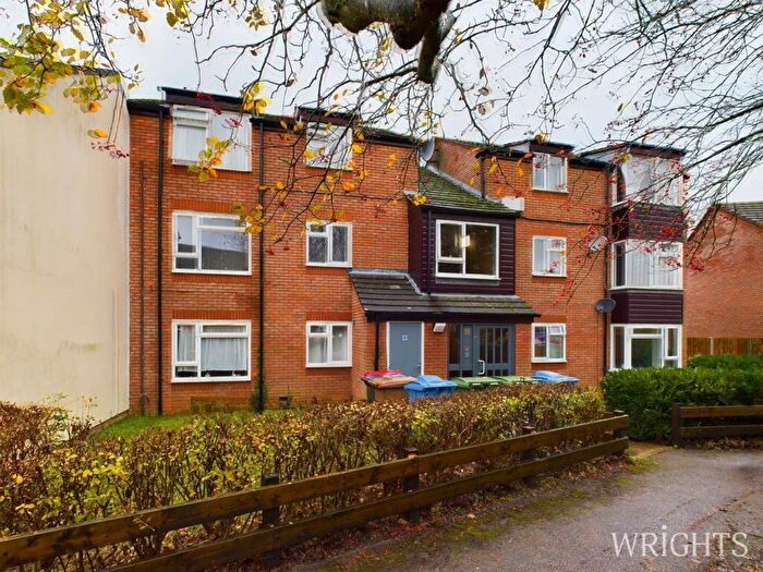 1 Bedroom Flat For Sale In Kestrel Close, Stevenage, SG2