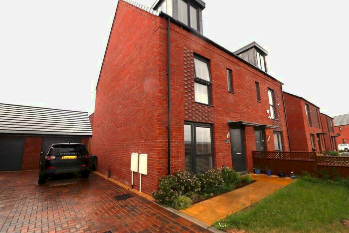 4 Bedroom Semi-Detached House To Rent In Bessemer Drive, Glan Llyn, Newport, NP19