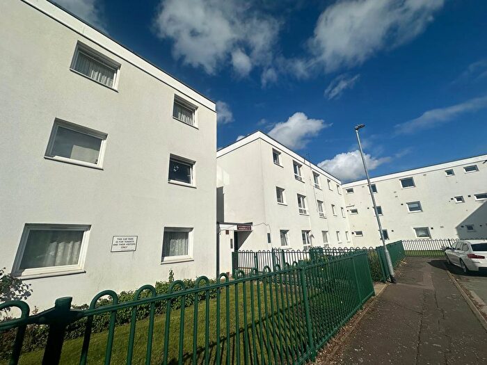 3 Bedroom Flat To Rent In Byfield Road, Northampton, NN5