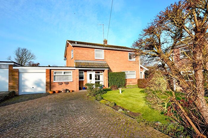 4 Bedroom Detached House For Sale In St Johns Place, Wistow, Huntingdon, PE28