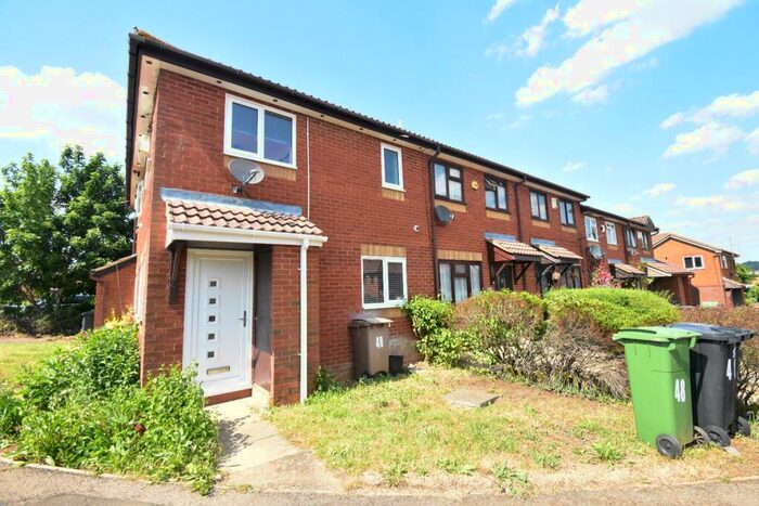 1 Bedroom End Of Terrace House To Rent In Dexter Close, Luton, Bedfordshire, LU3