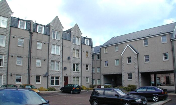 2 Bedroom Flat To Rent In Mountview Gardens, Aberdeen, AB25