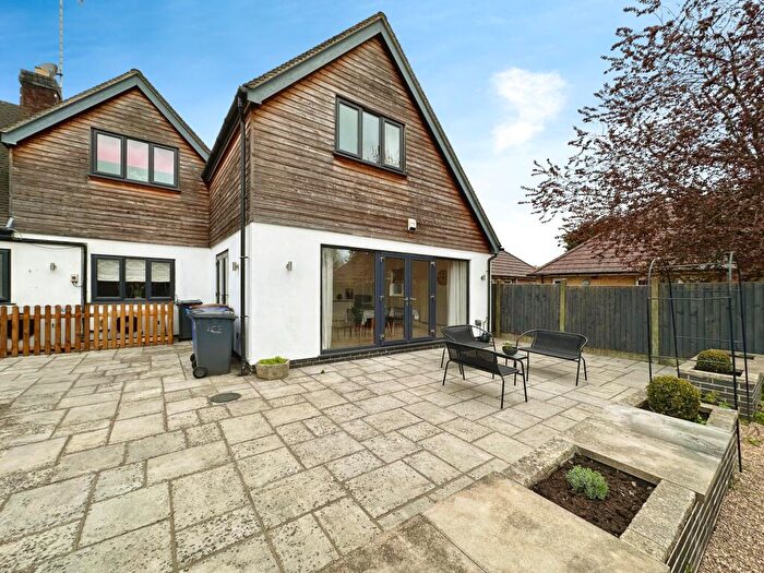 4 Bedroom Semi-Detached House For Sale In Burnside, Rolleston On Dove, Burton-on-Trent, DE13