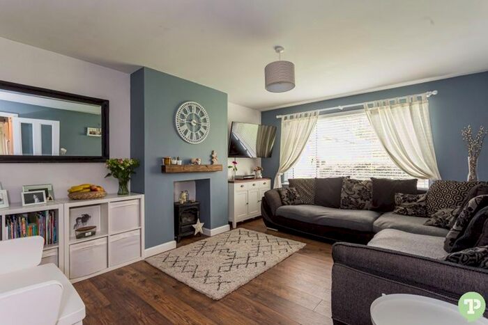 2 Bedroom Flat To Rent In Farm Close Road, Wheatley, Oxford, OX33