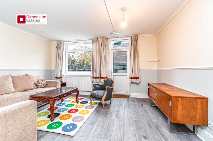 6 Bedroom End Of Terrace House To Rent In Wadeson Street, Bethnal Green, London Fields, Cambridge Heath, E2