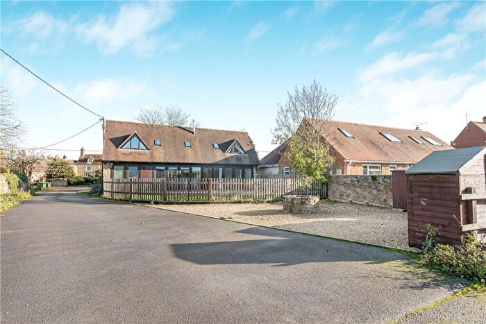 2 Bedroom Detached House To Rent In Mill Road, Marcham, Abingdon, Oxfordshire, OX13