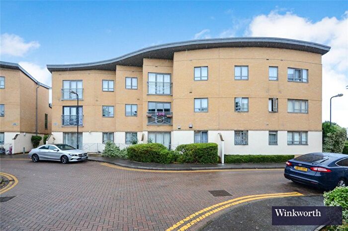 1 Bedroom Flat To Rent In Sovereign Place, Harrow, Middlesex, HA1