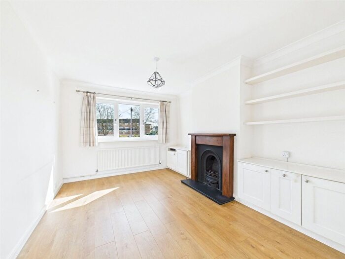 2 Bedroom Maisonette To Rent In Greville Close, Twickenham, TW1