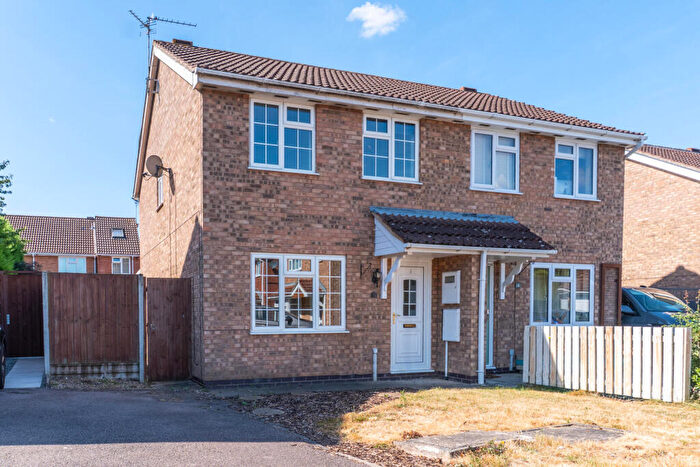 3 Bedroom House To Rent In Pawley Close, Whetstone, LE8