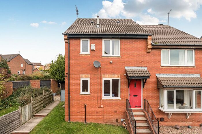 1 Bedroom Semi Detached House For Sale In Heron Court, Morley, Leeds, West Yorkshire, LS27