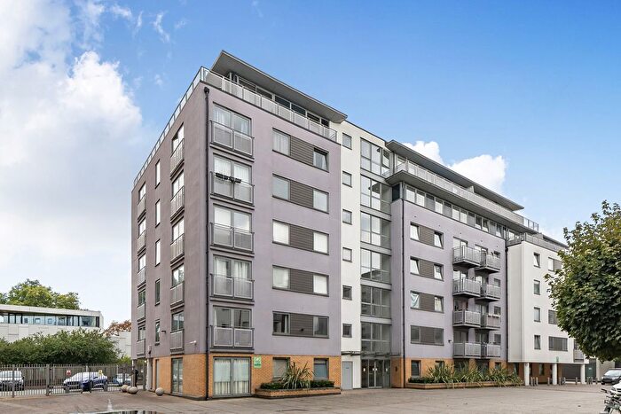 2 Bedroom Flat For Sale In Deals Gateway, Lewisham, London, SE13