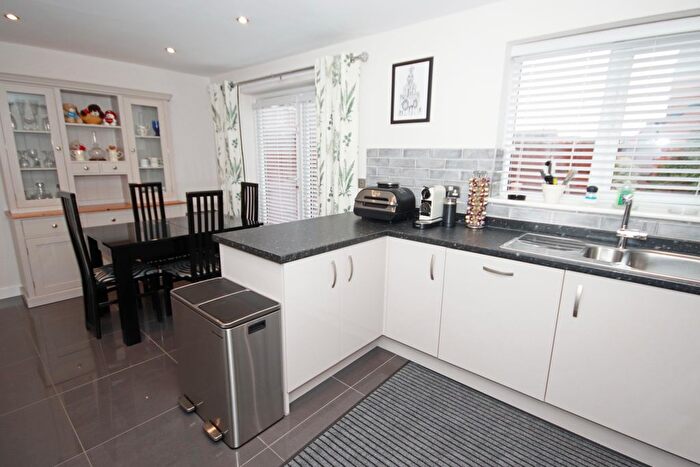 3 Bedroom Detached House For Sale In Linnet Road, Maghull, L31