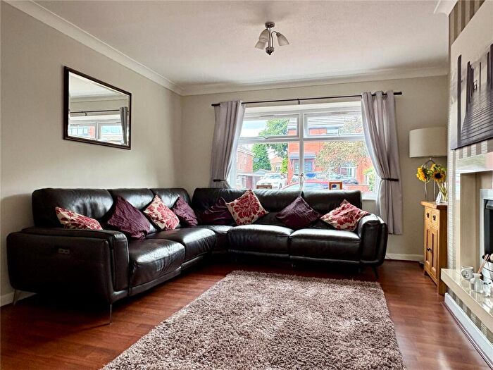 3 Bedroom Semi-Detached House For Sale In Priory Close, Coppice, Oldham, OL8