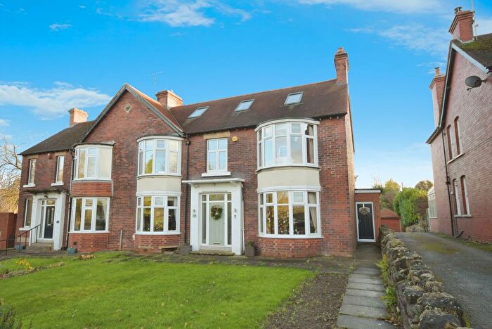 5 Bedroom Semi Detached House For Sale In Chatsworth Road, Chesterfield, Derbyshire, S40