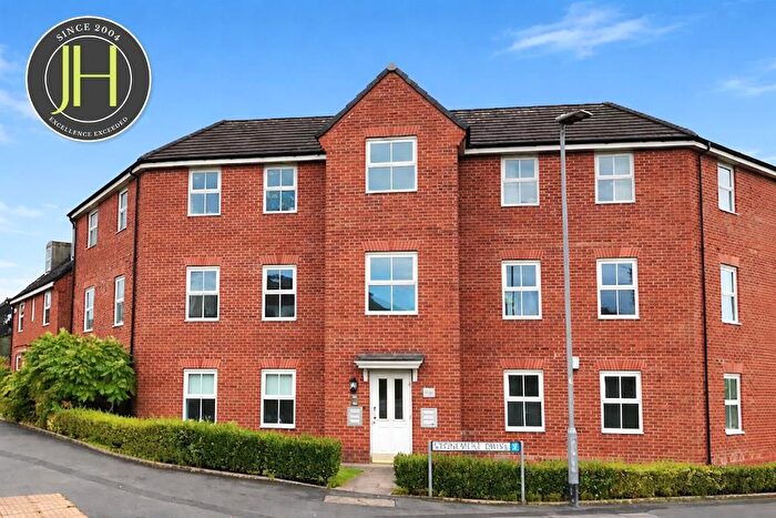 2 Bedroom Flat To Rent In Stonemere Drive, Radcliffe, Manchester, M26
